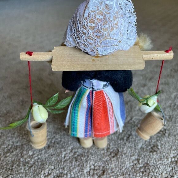 Vintage Dutch Doll in Traditional Costume - Picture 3 of 9